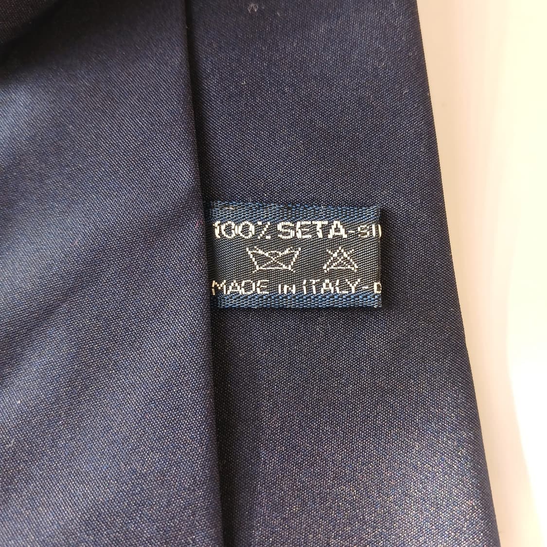 밀라숀 실크 레드 아트 패턴 넥타이 9.2cm A+등급 A19340
 상품이미지8