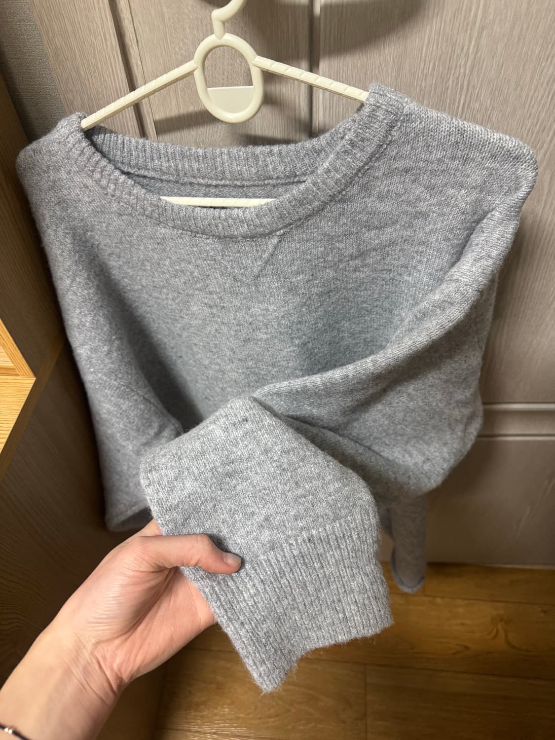 그레이 루즈핏 울니트 상품이미지3