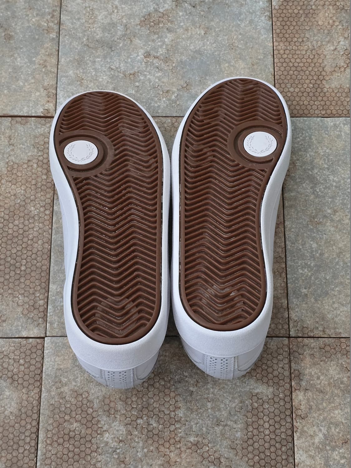 (250)프레드페리 호프만 레더 화이트 상품이미지9