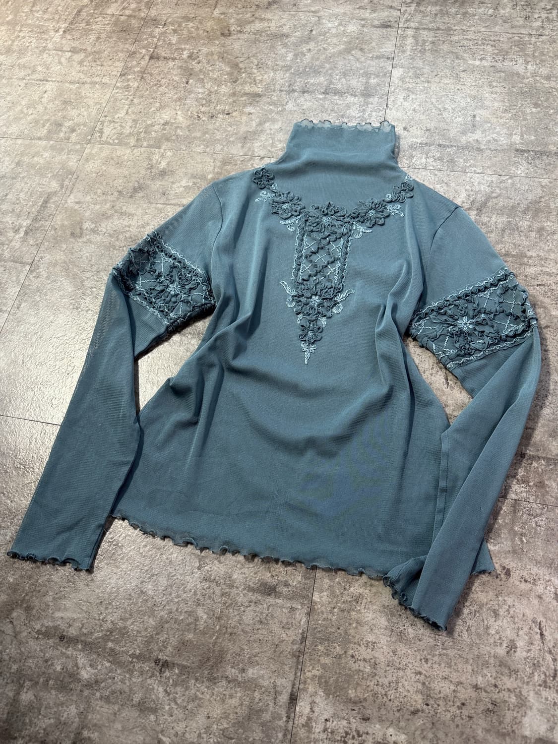 메쉬 레이스 러플 탑 상품이미지6