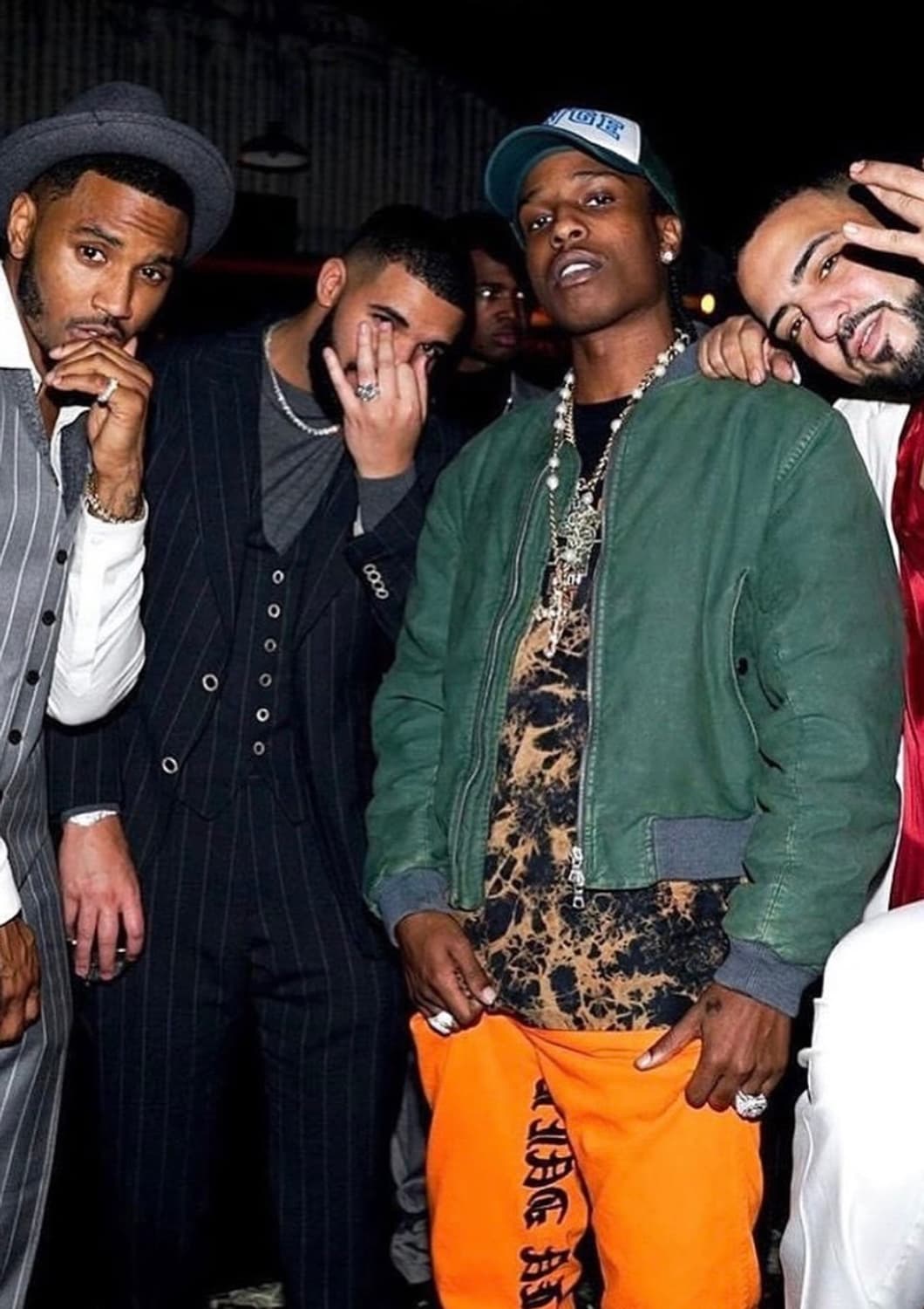 구매] 드리스만노튼 14aw 몰스킨 백지퍼 봄버 상품이미지1