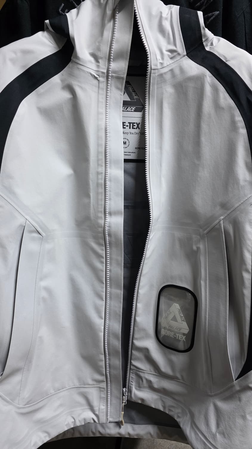 팔라스 고어텍스 3L 텍 자켓 클라우드 블랙 M사이즈 상품이미지3