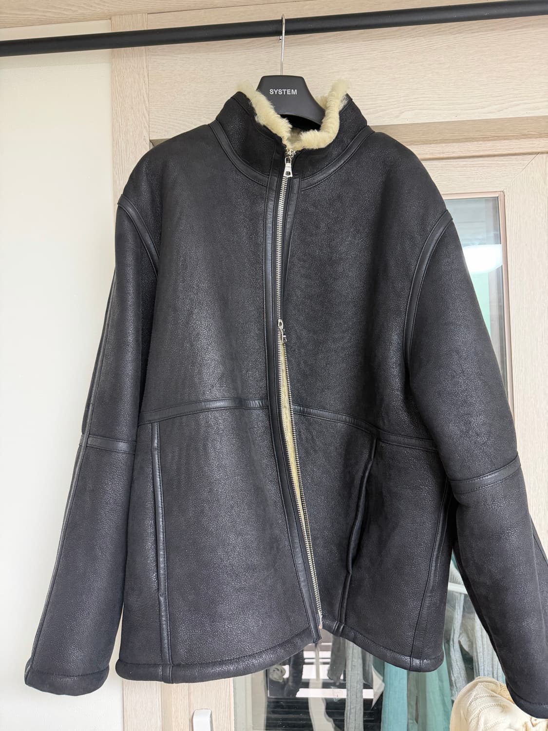 86d 팔육디 129 양가죽 무스탕 판매합니다. 상품이미지5