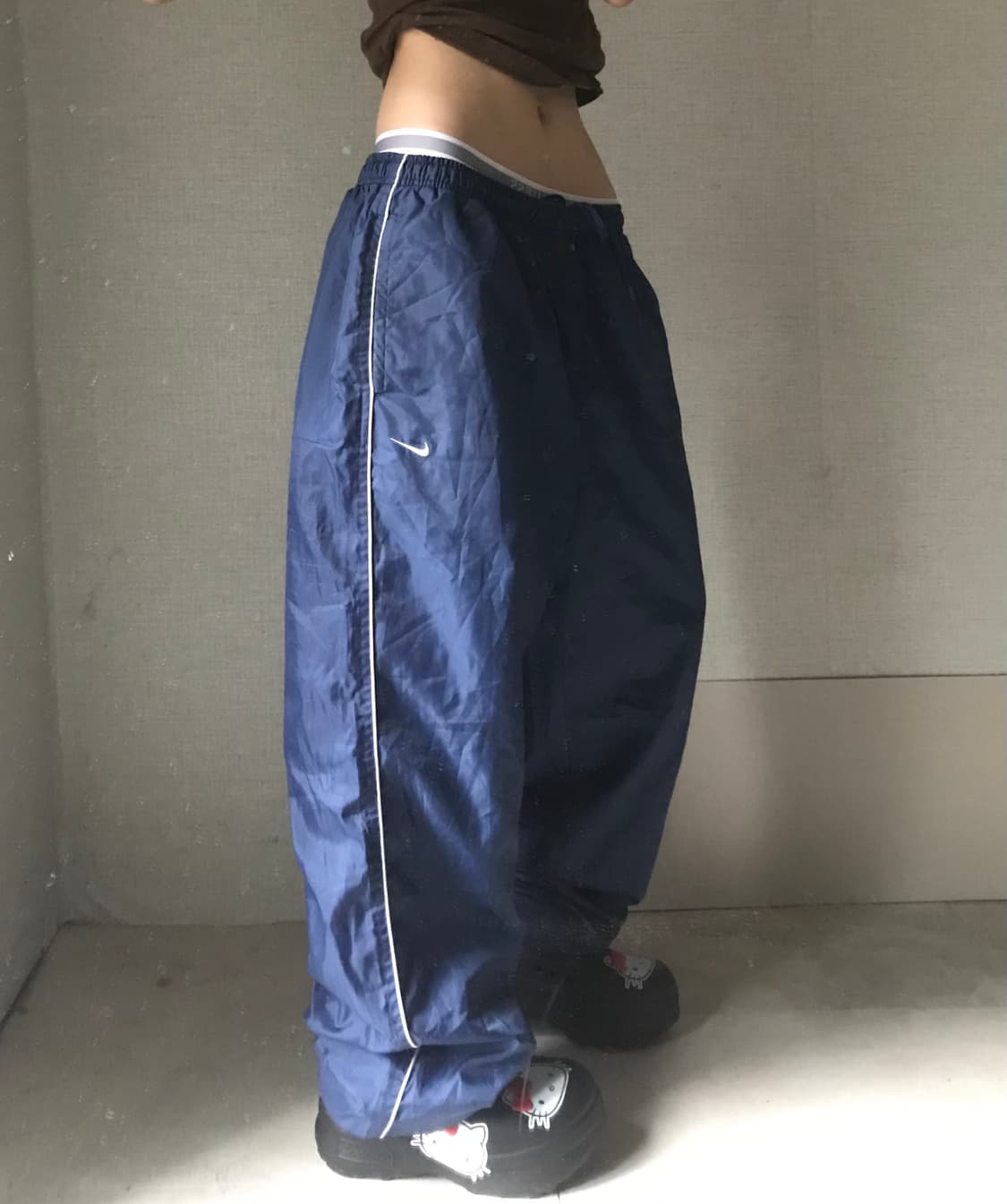 나이키 네이비 와이드핏 트레이닝 팬츠 상품이미지4