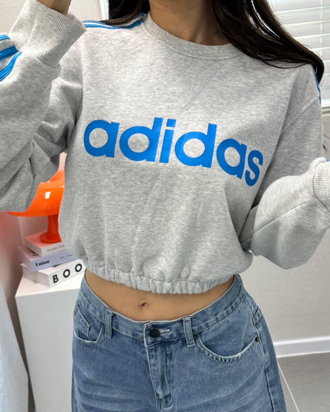 (WOMEN)아디다스 크롭 맨투맨-M791 상품이미지1