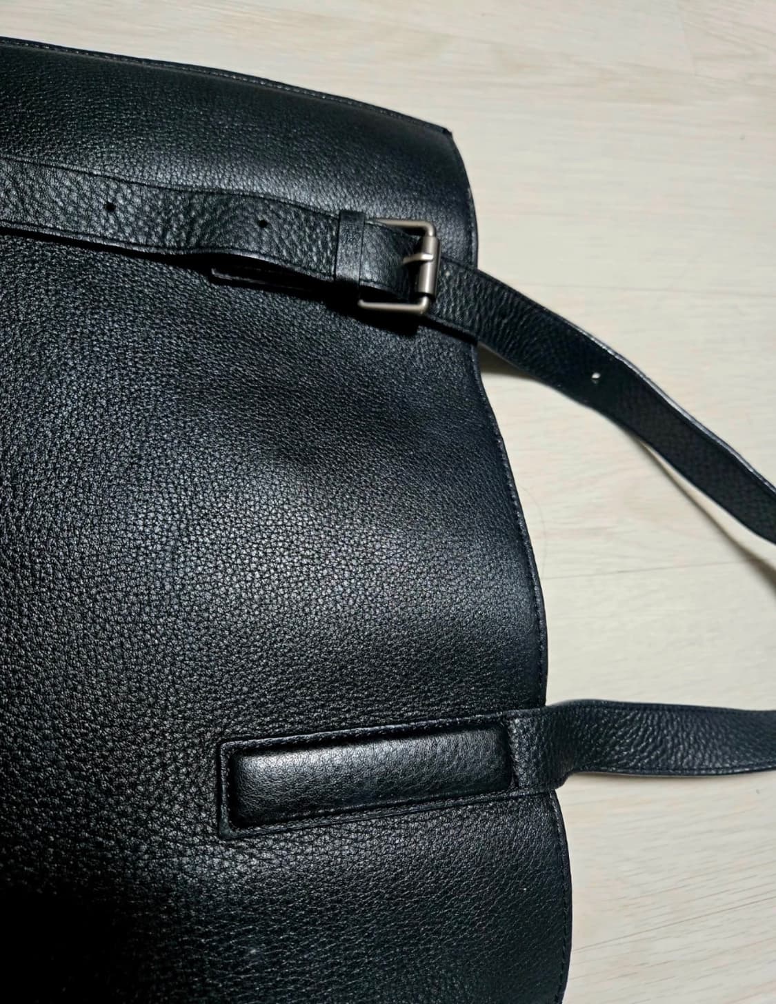 타임옴므 TIME homme 블랙 가죽 토트백 상품이미지6