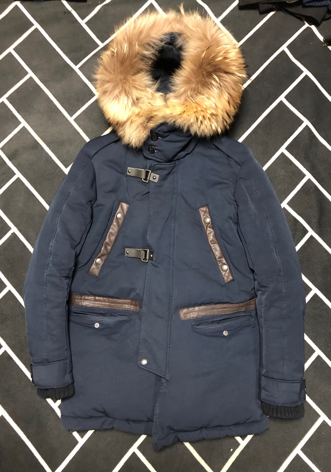 (횡재가)타임옴므 라쿤퍼 버클 구스패딩/솔리드 무스탕 톰포드 몽클레어 상품이미지9