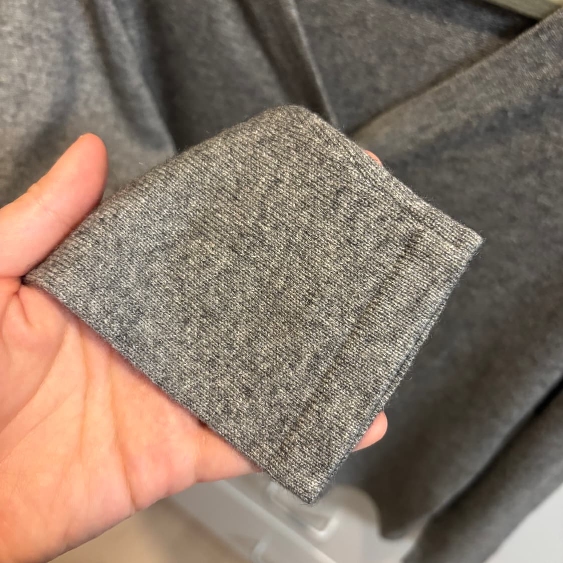 Anita Jovis 실크 캐시미어 그레이 가디건 상품이미지4