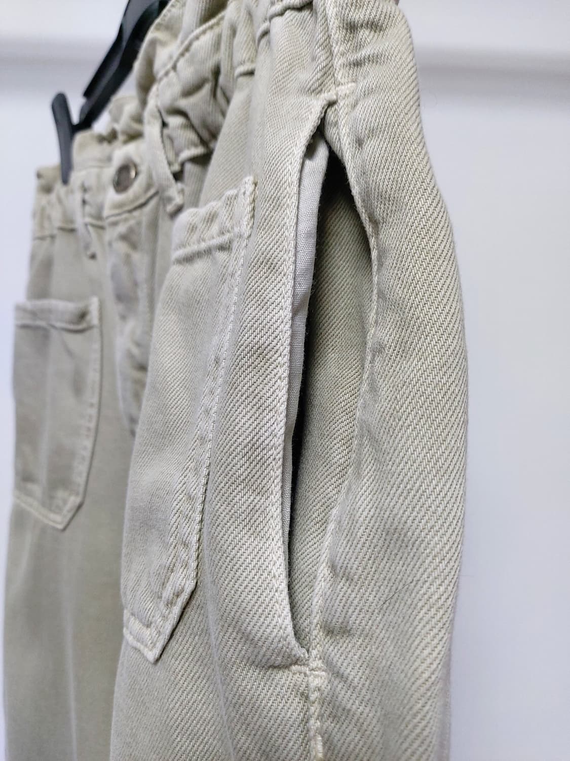 자라 여성 베이지 허리밴딩 바지 (28인치)EUR38

 상품이미지3