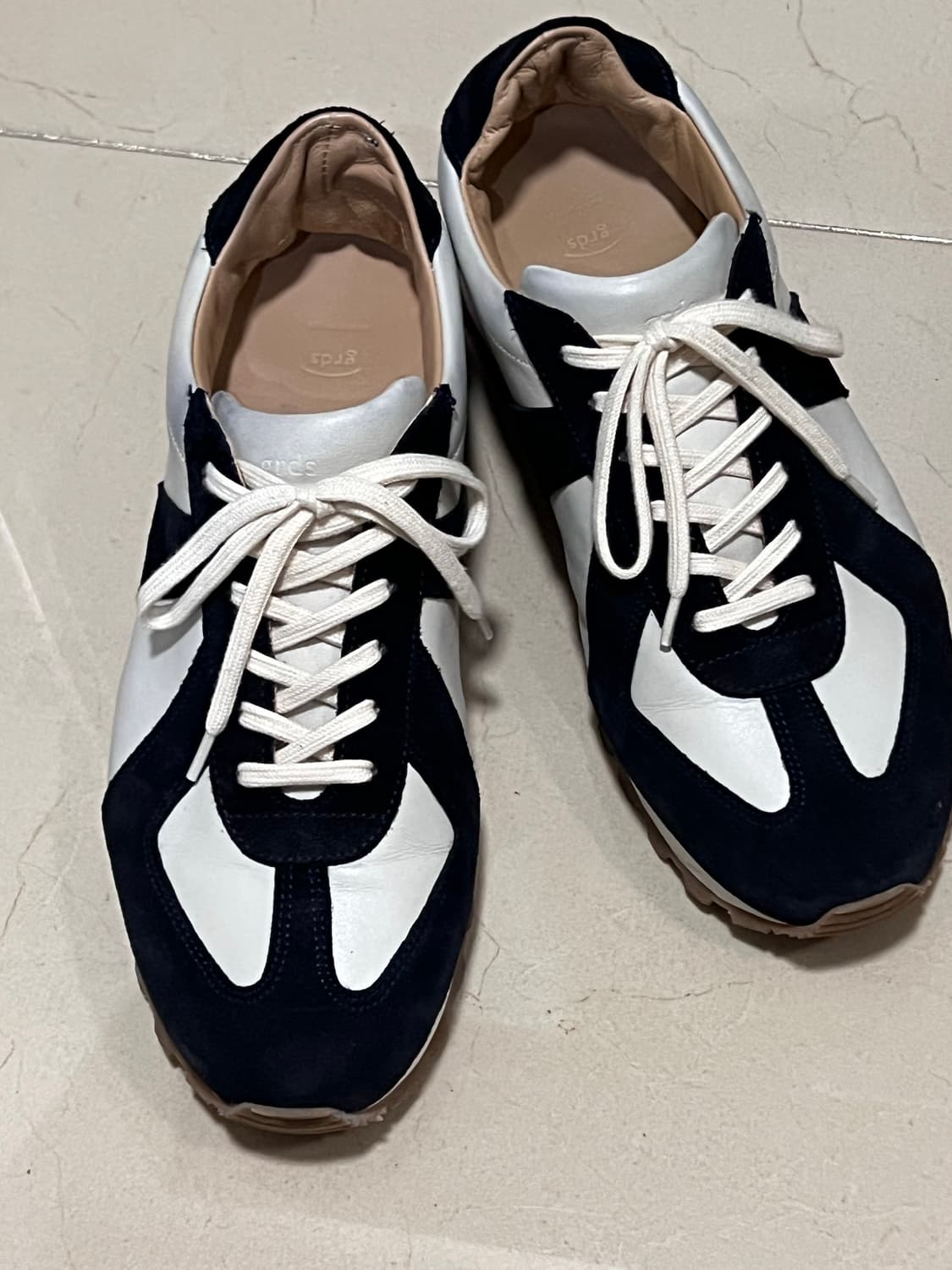 그라더스 스니커즈 네이비/화이트 270 상품이미지2