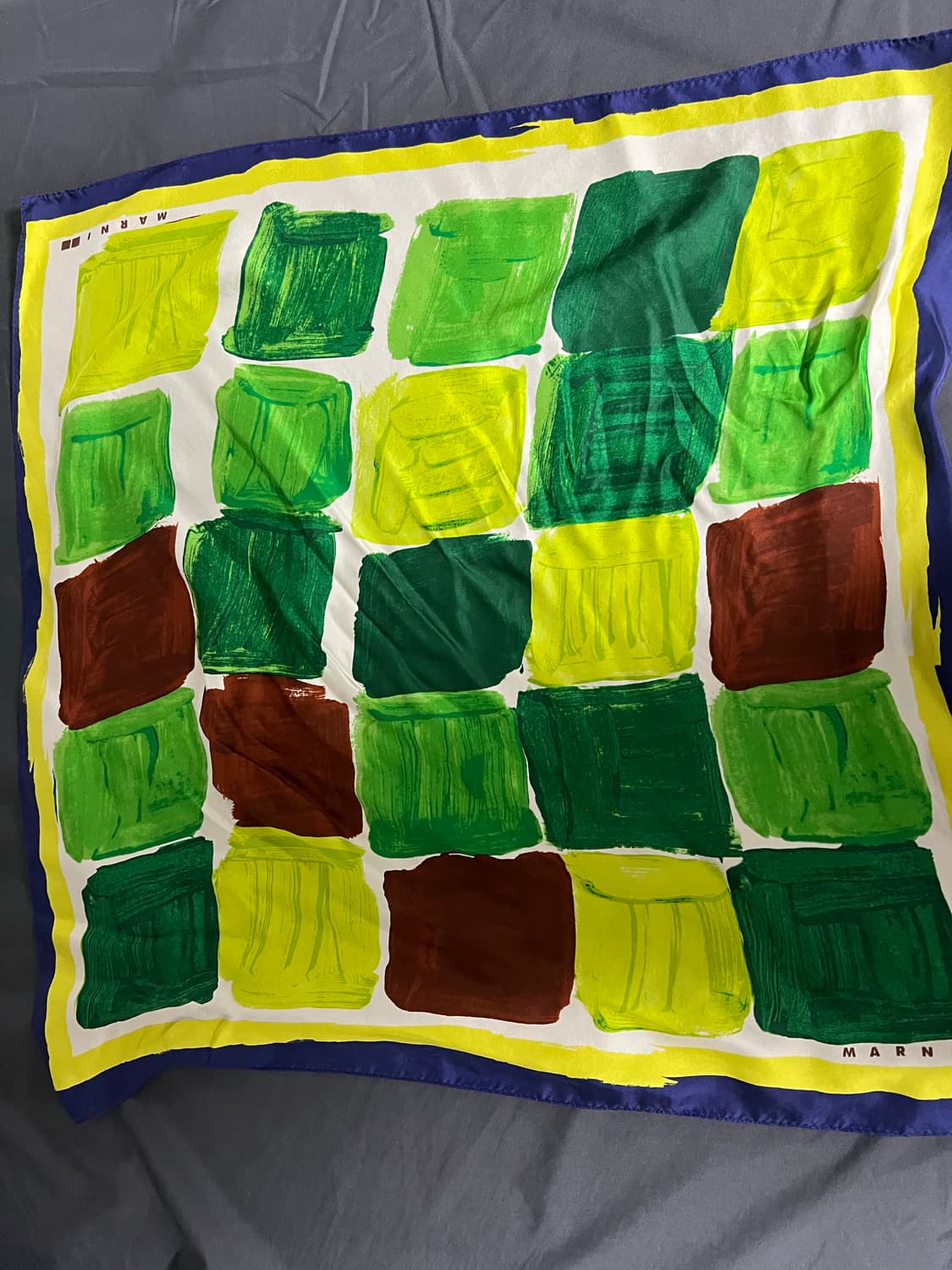 유니클로 x 마르니 스카프 상품이미지1