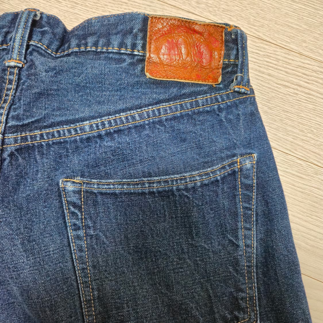 풀카운트 0105W 32 사이즈 판매합니다. 상품이미지3