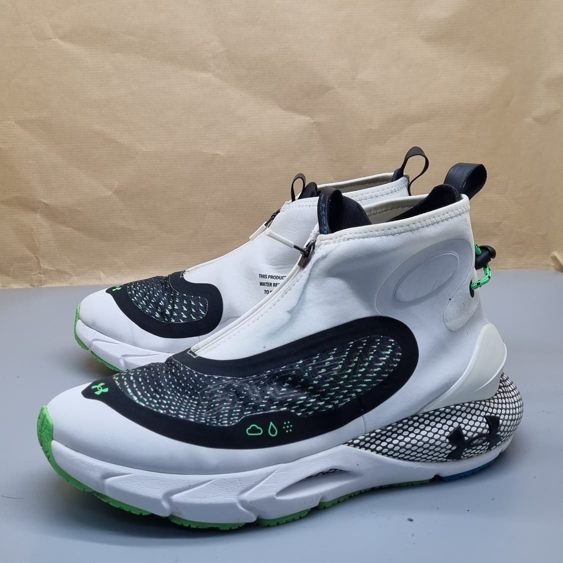 언더아머 호버 팬텀2 스톰 런닝화 250 상품이미지1