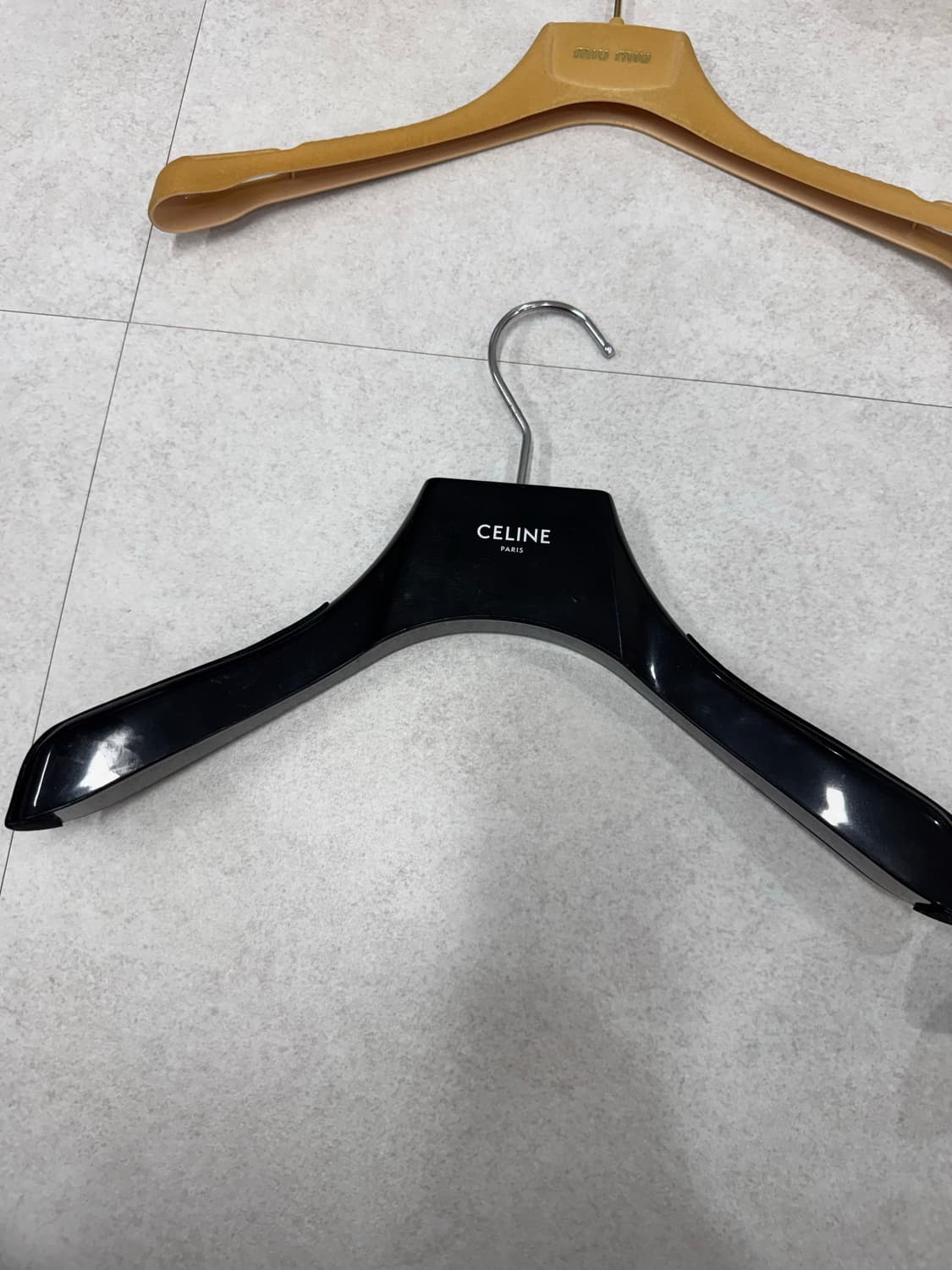 명품옷걸이 셀린느 루이비통 미우미우 프라다 상품이미지9