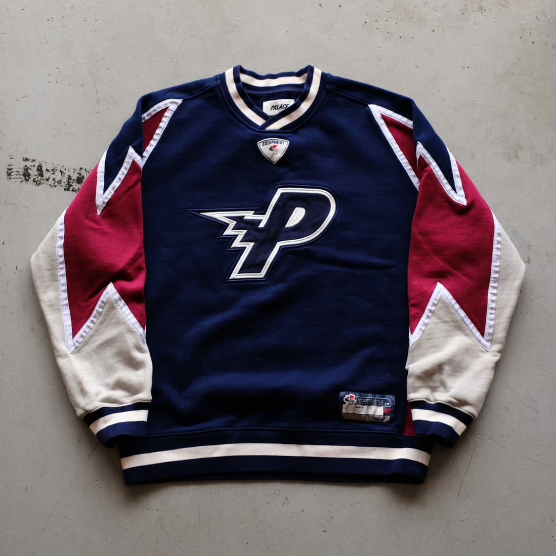 21FW Palace Bolt Crew Sweat Shirt 상품이미지1