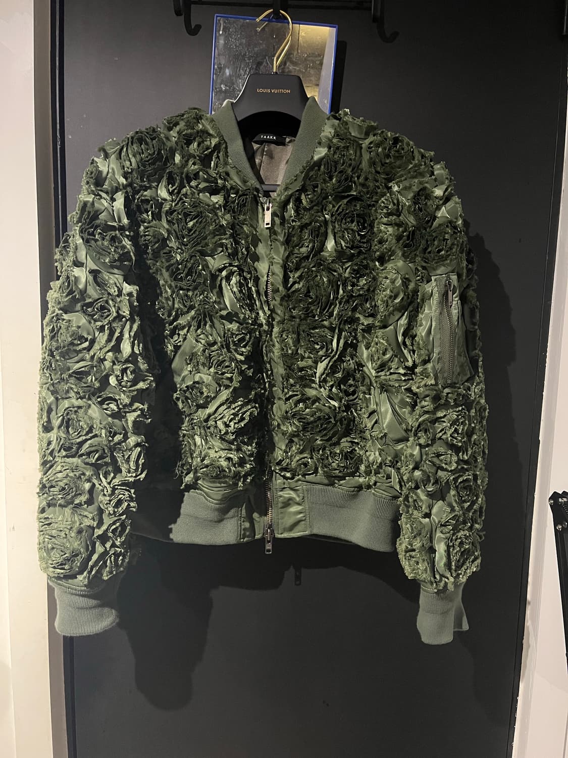 TAAKK 플라워 봄버 상품이미지1