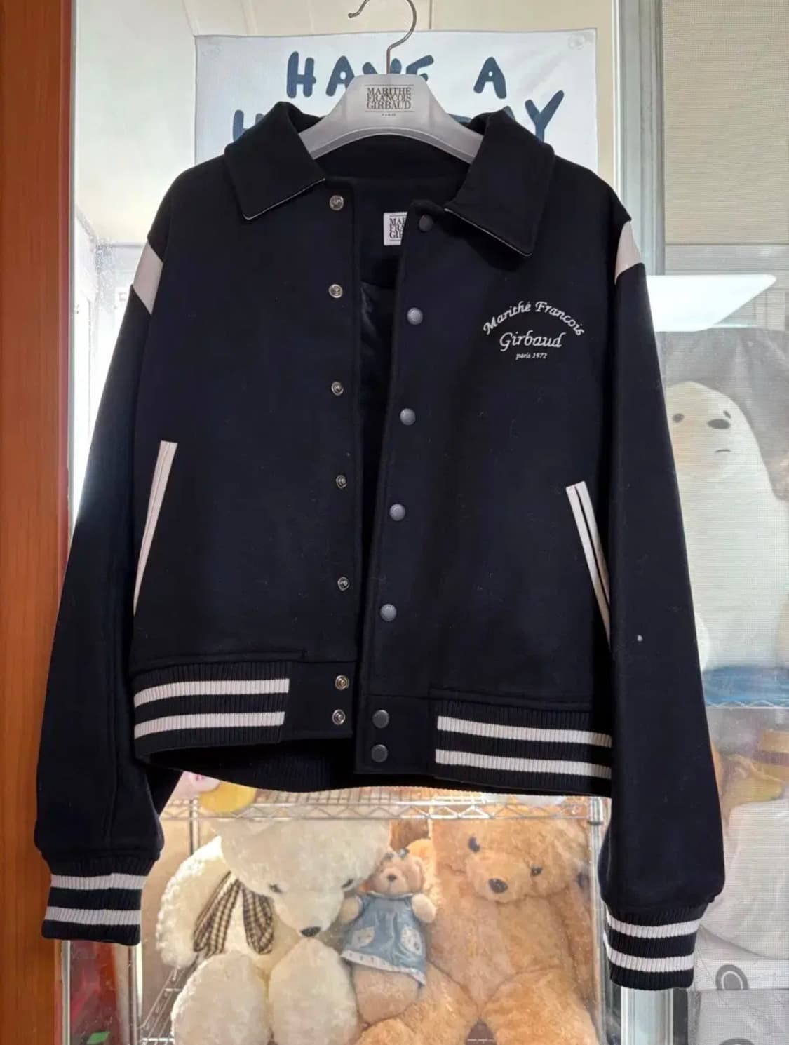 마리떼 바시티 자켓판매합니다 상품이미지1