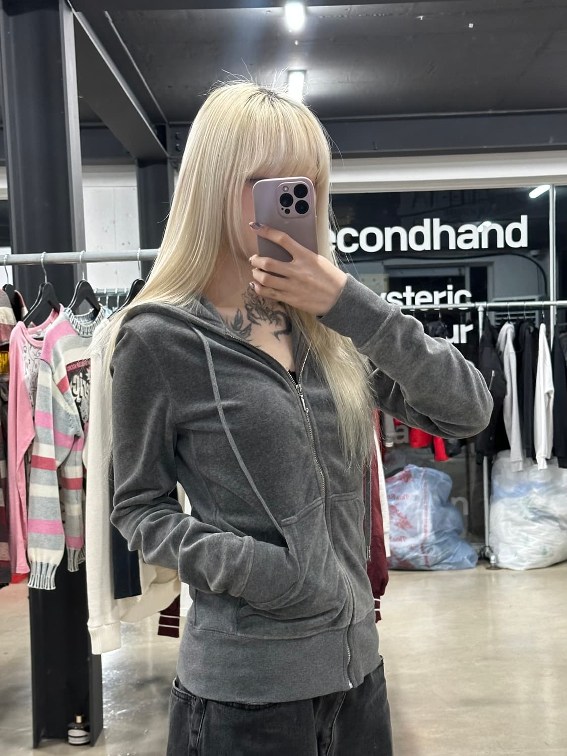 쥬시 꾸뛰르 그레이 벨벳 후드집업 상품이미지1