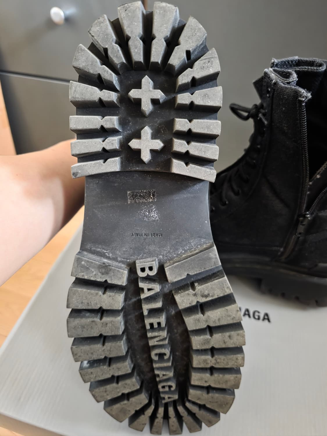 발렌시아가 컴뱃스트라이크 상품이미지1