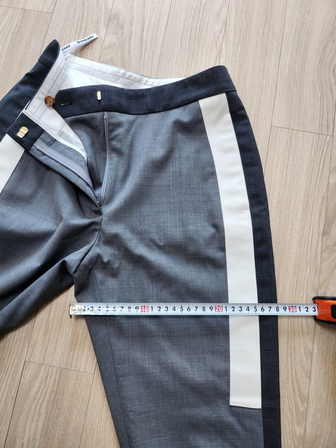 버버리 팬츠(us4 상품이미지4