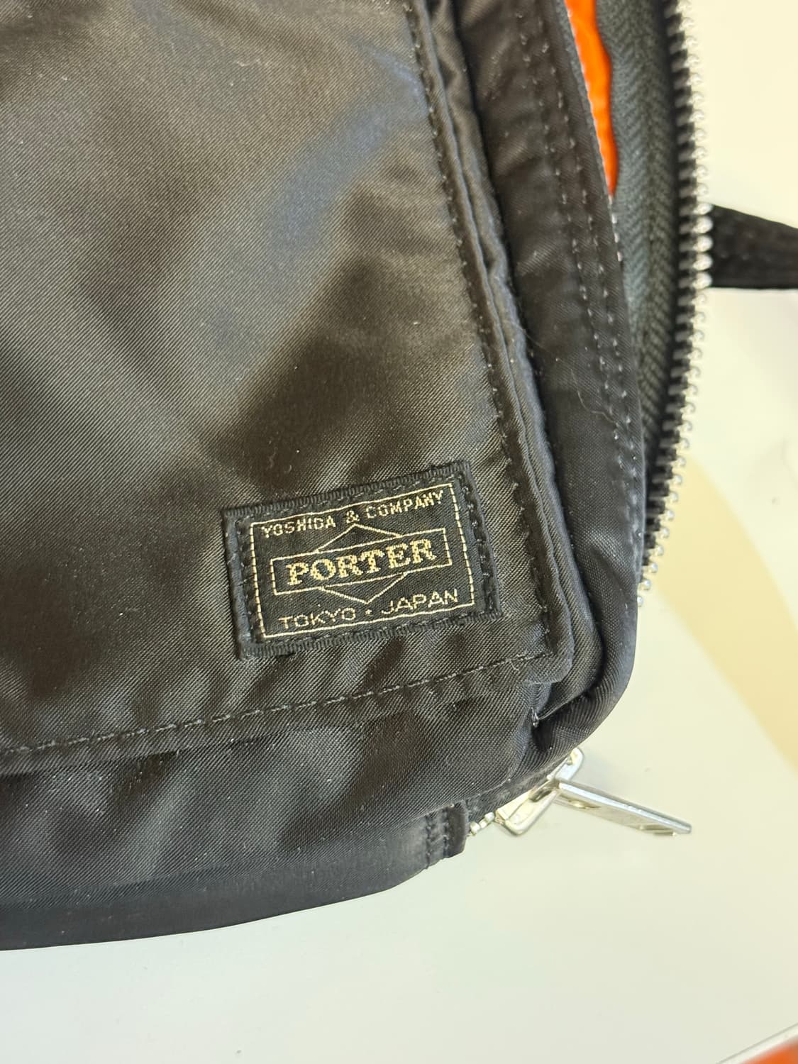 요시다 포터 탱커 스퀘어 숄더백 상품이미지4