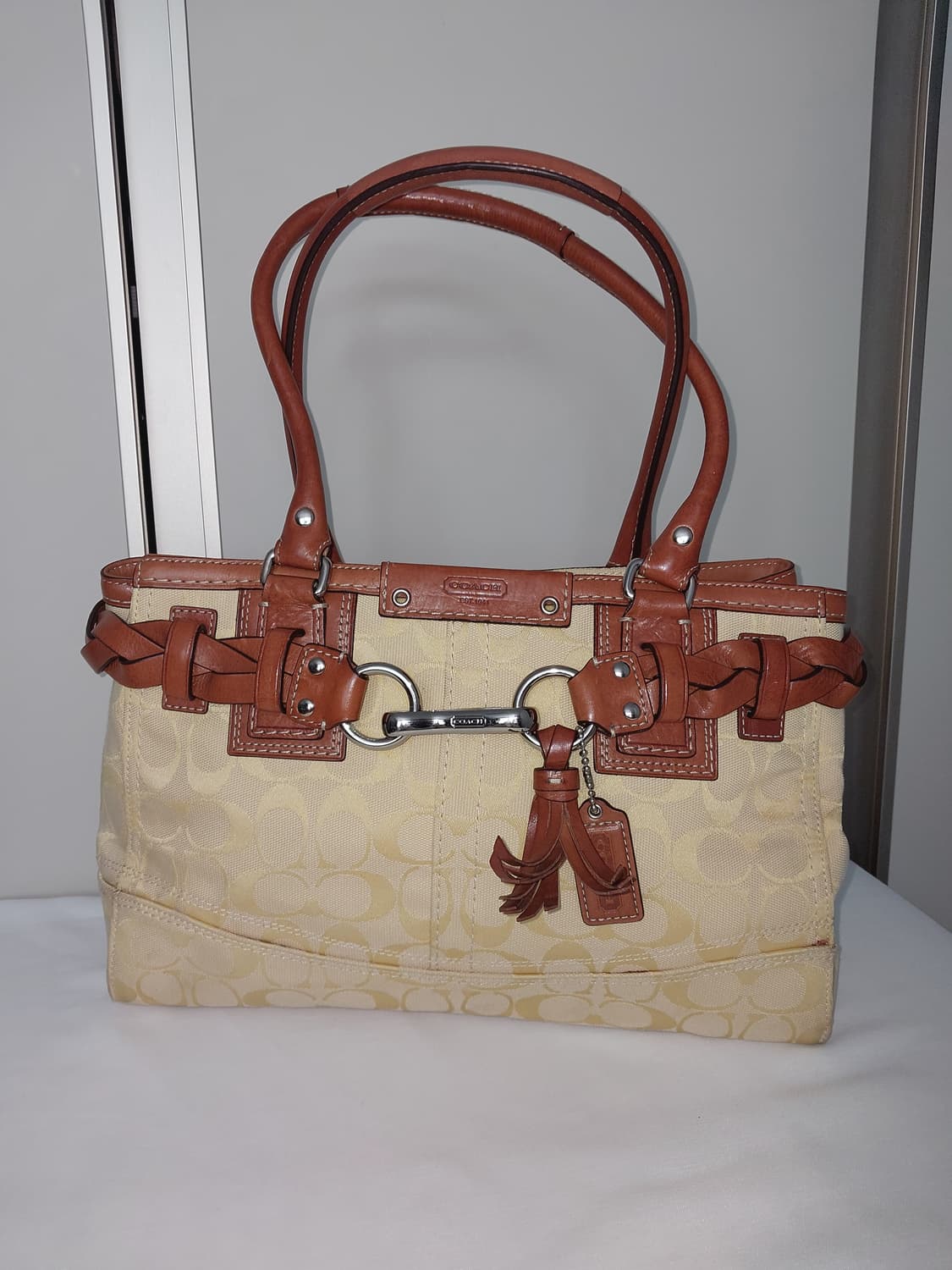 SALE🫶[정품] 코치 빈티지 태슬 옐로우 토트백 상품이미지1