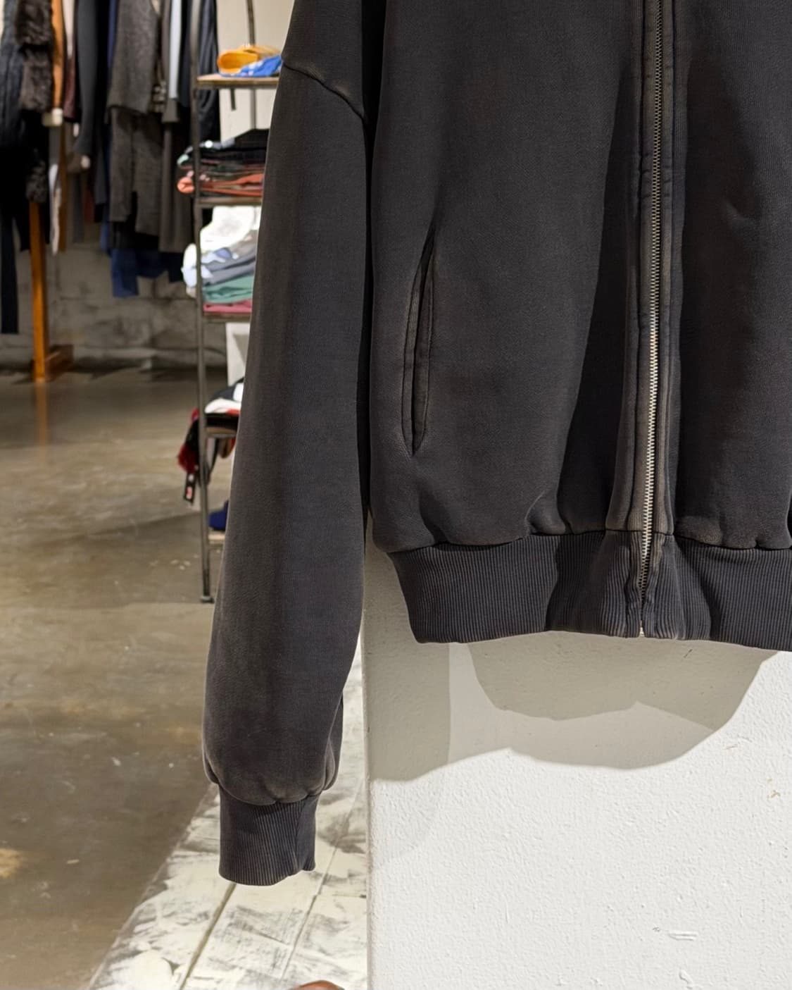 엔타이어 스튜디오 차콜브라운 페이디드 후드집업 상품이미지5