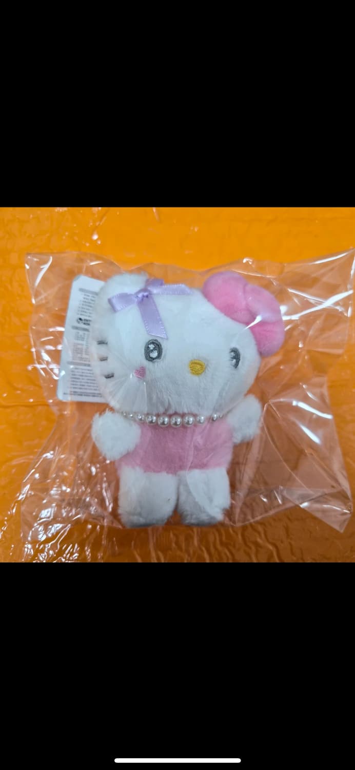 헬로키티 진주목걸이 키링 상품이미지1