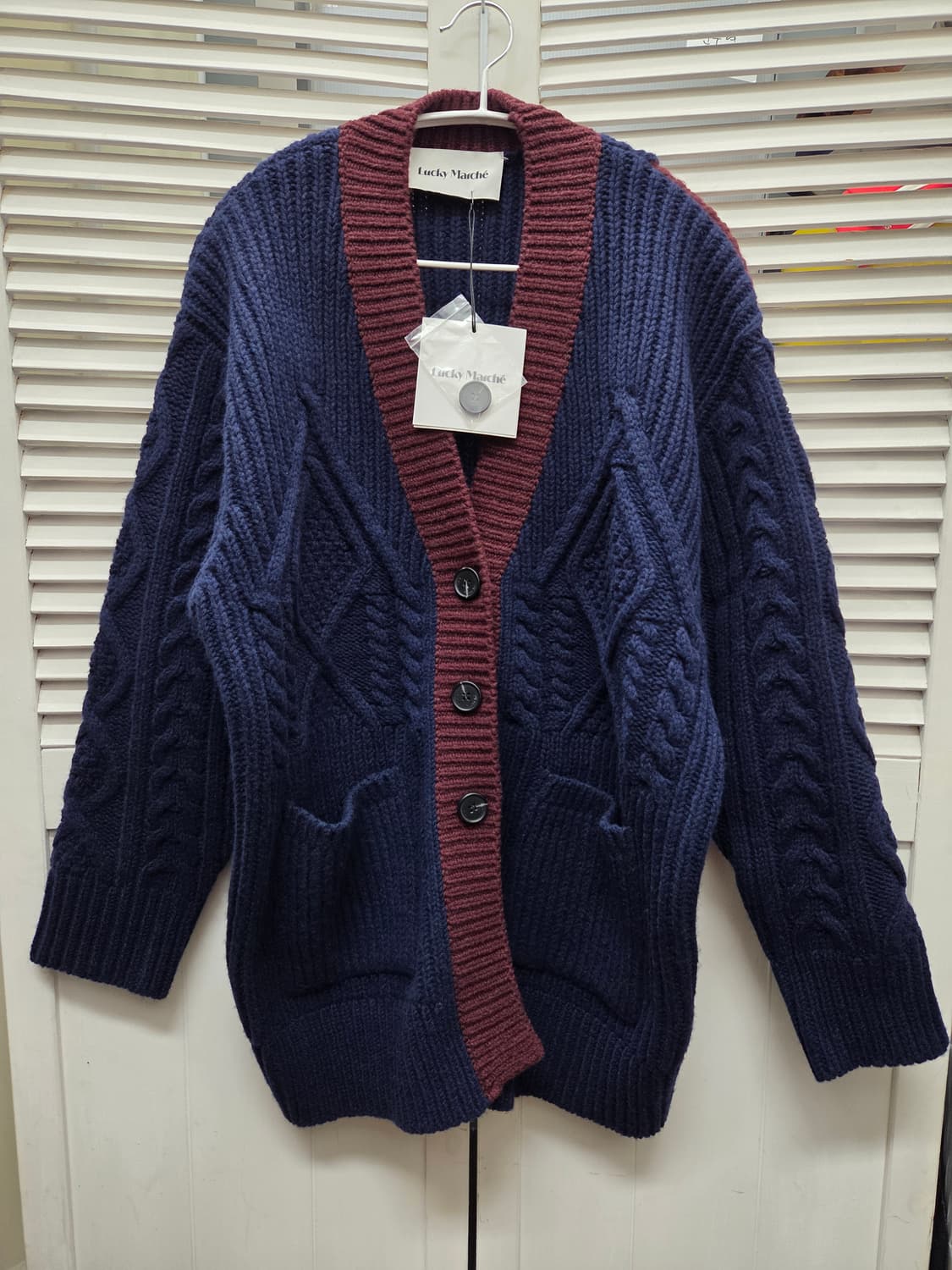 럭키마르쉐 럭키슈에뜨 울 니트 가디건 상품이미지1