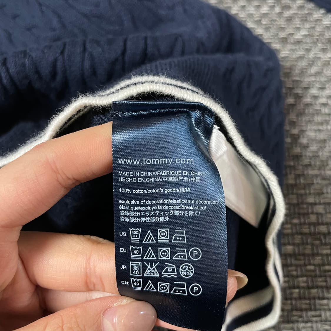 타미힐피거 네이비 로고 꽈배기 긴팔 니트 XS 상품이미지6