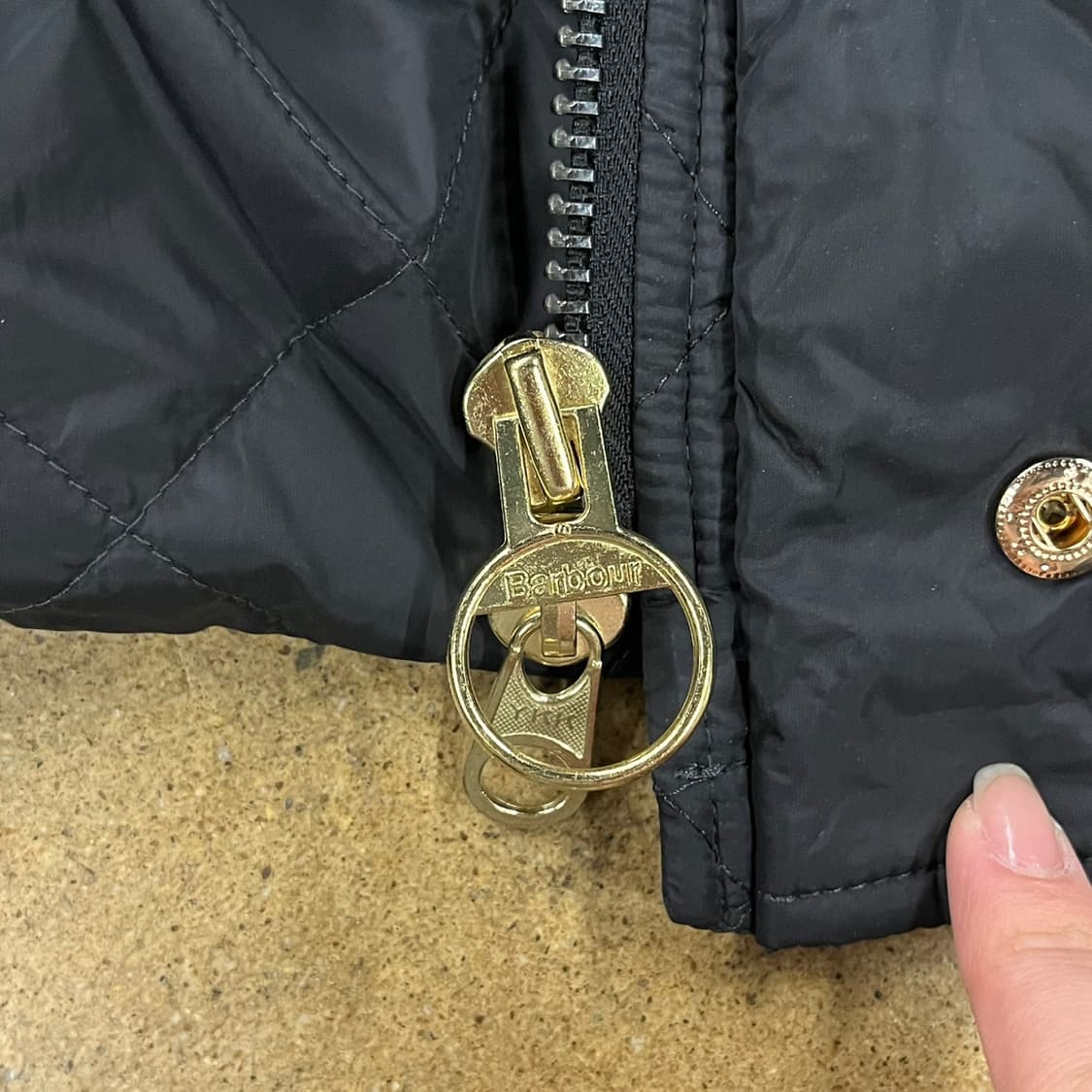 [정품/40] 바버 블랙 퀼팅 자켓 b10 상품이미지8
