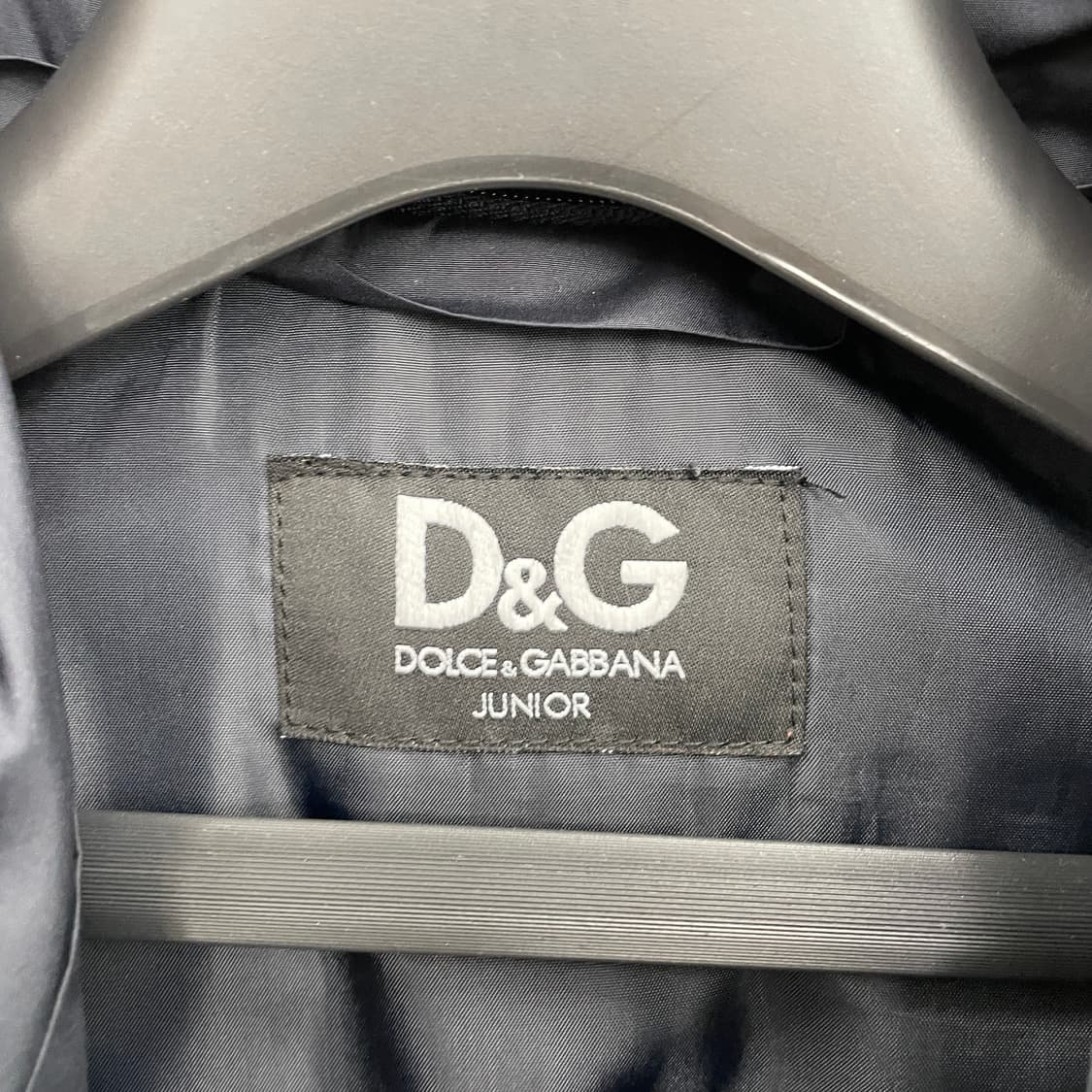 돌체 앤 가바나 네이비 패딩 상품이미지4