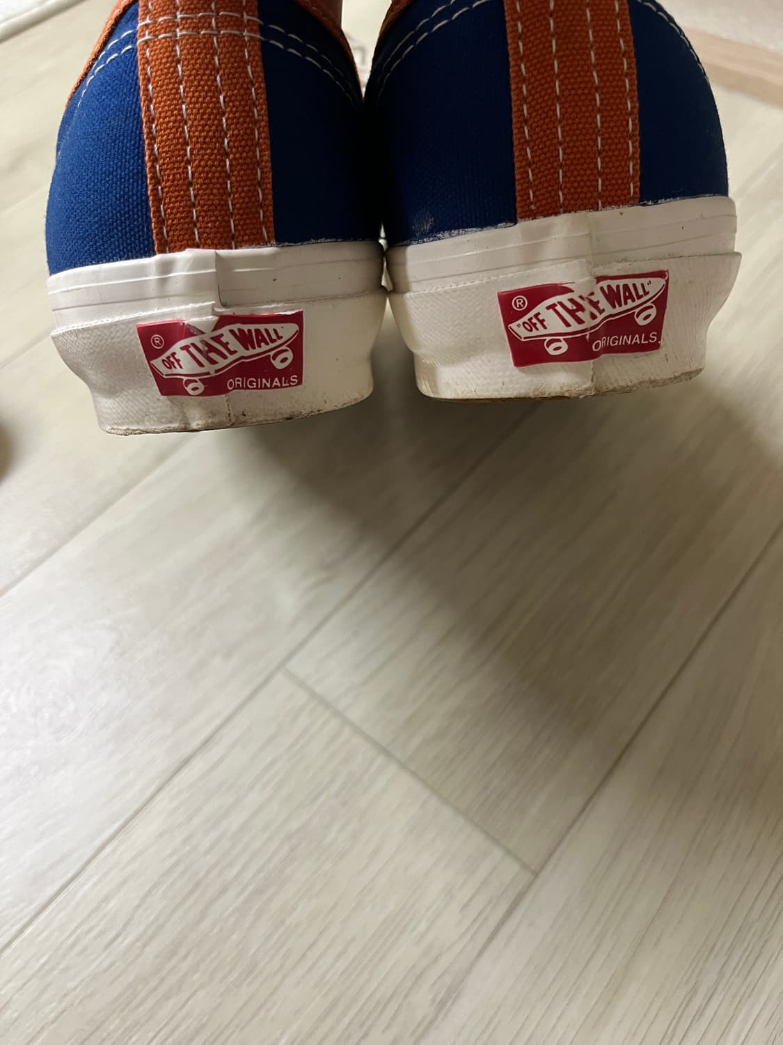 반스볼트 Vans Vault OG Authentic LX US9 270 상품이미지4