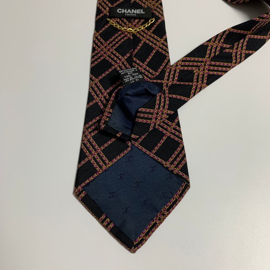 샤넬(CHANEL) 블랙 명품 이태리 100실크 명품넥타이 최상급 상품이미지6