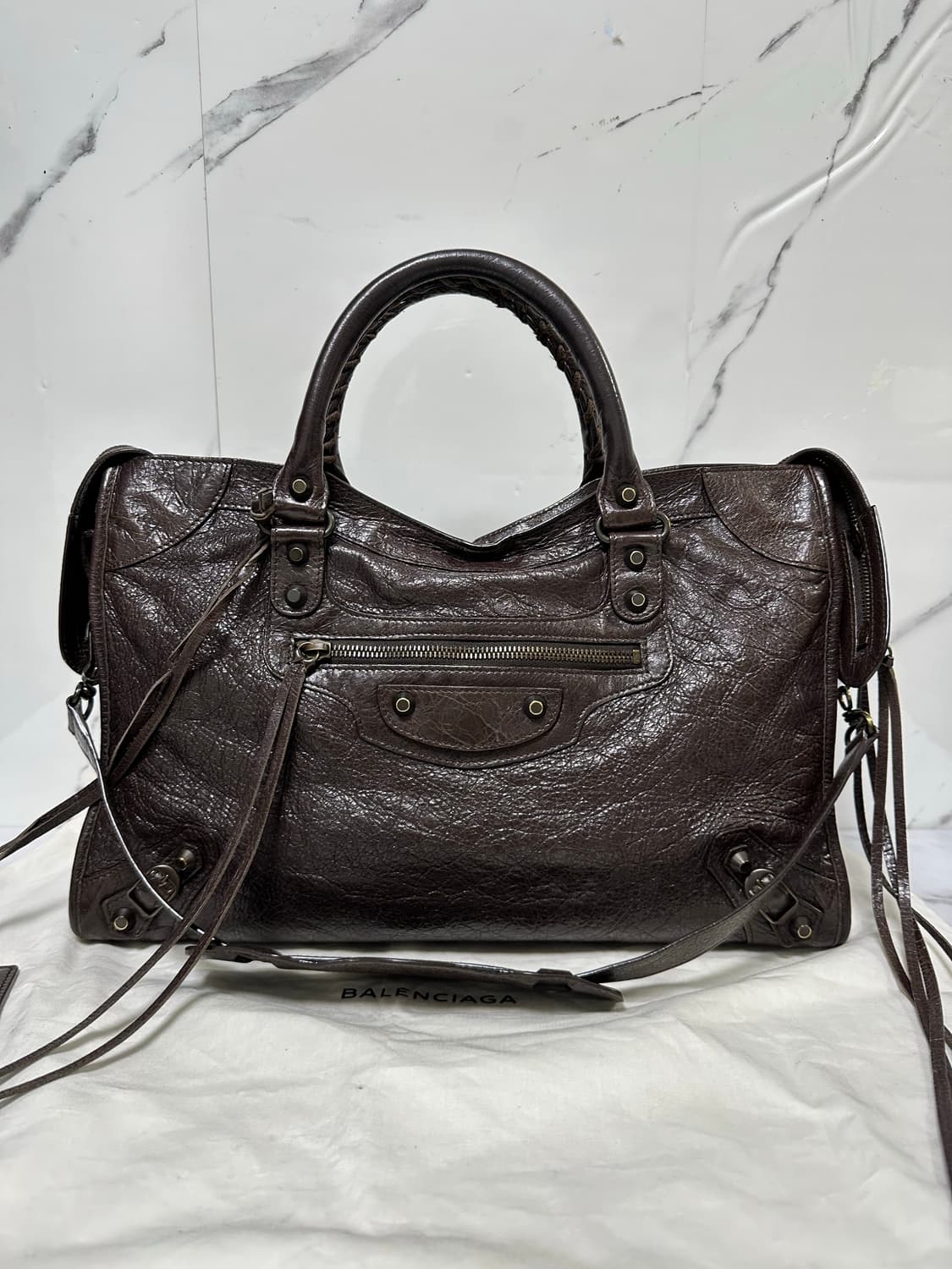 [A+ 정품] 발렌시아가 시티 모터백 미디움 다크브라운 상품이미지6