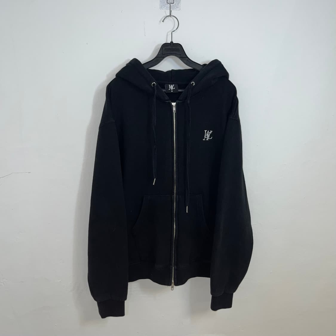 WOOALONG black hoodie zip-up 상품이미지4