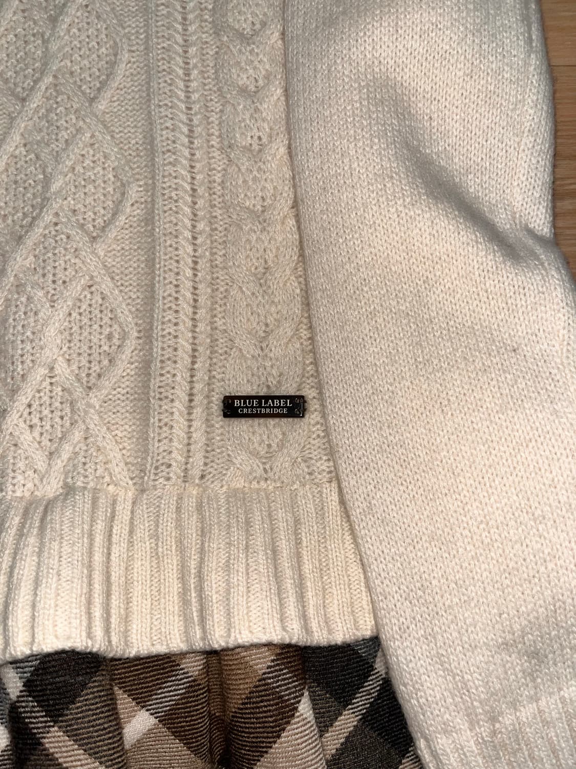버버리 블루라벨 니트 상품이미지2