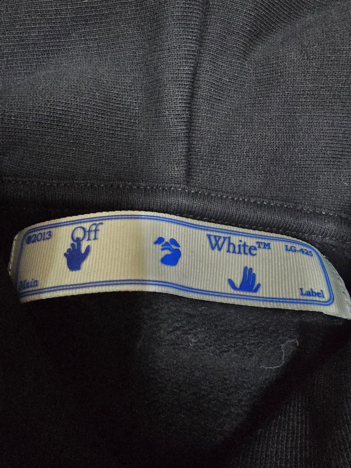 오프화이트 후드티 상품이미지4