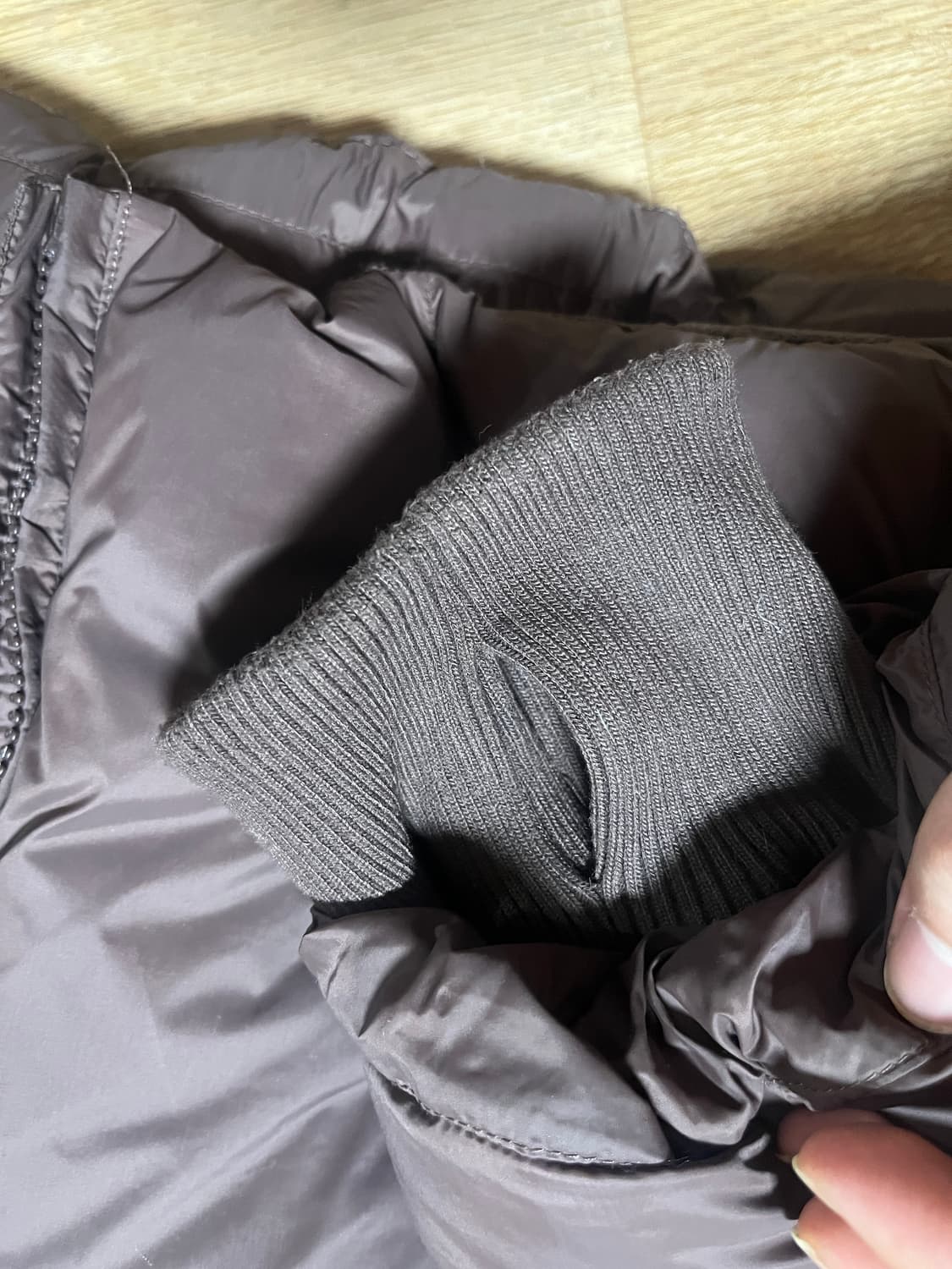 노매뉴얼 엘라 덕다운 숏패딩 브라운xl 상품이미지4