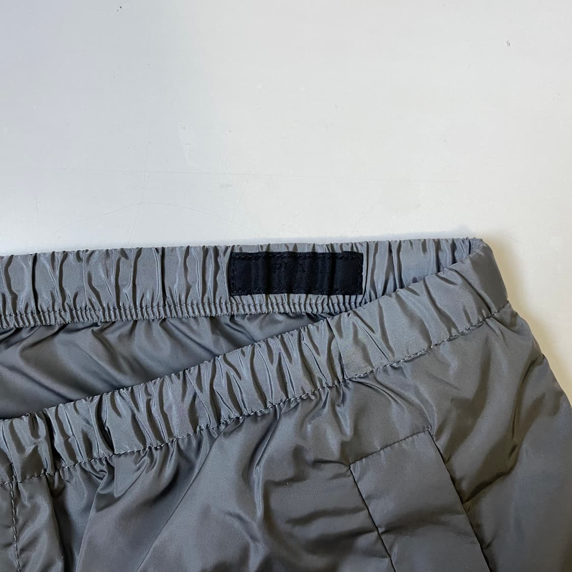 [M] 프라다 라이트 테크니컬 페브릭 팬츠 아이언 그레이 상품이미지5