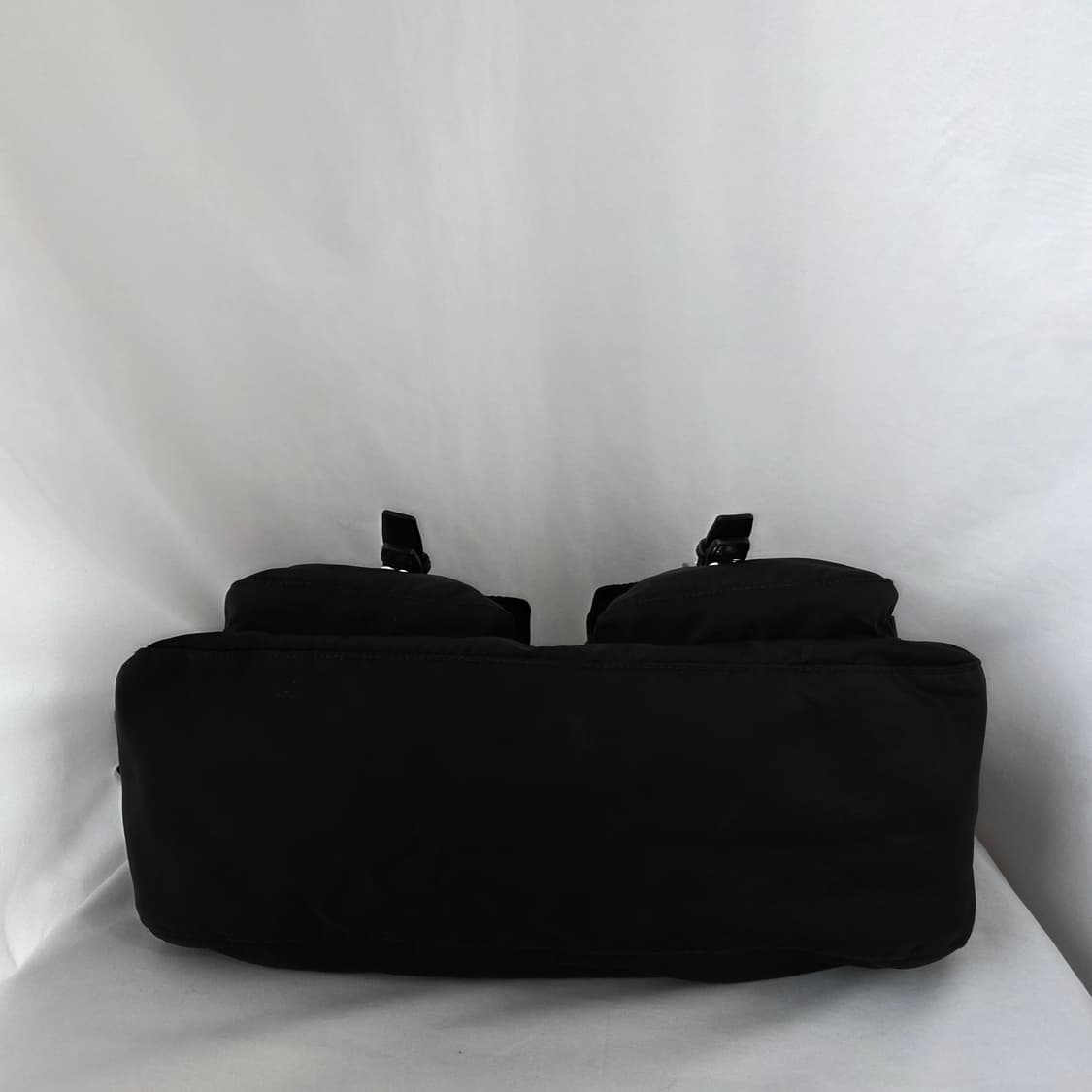 [정품 PRADA] 프라다 투포켓 지퍼 나일론 남성 크로스백 라지 상품이미지8