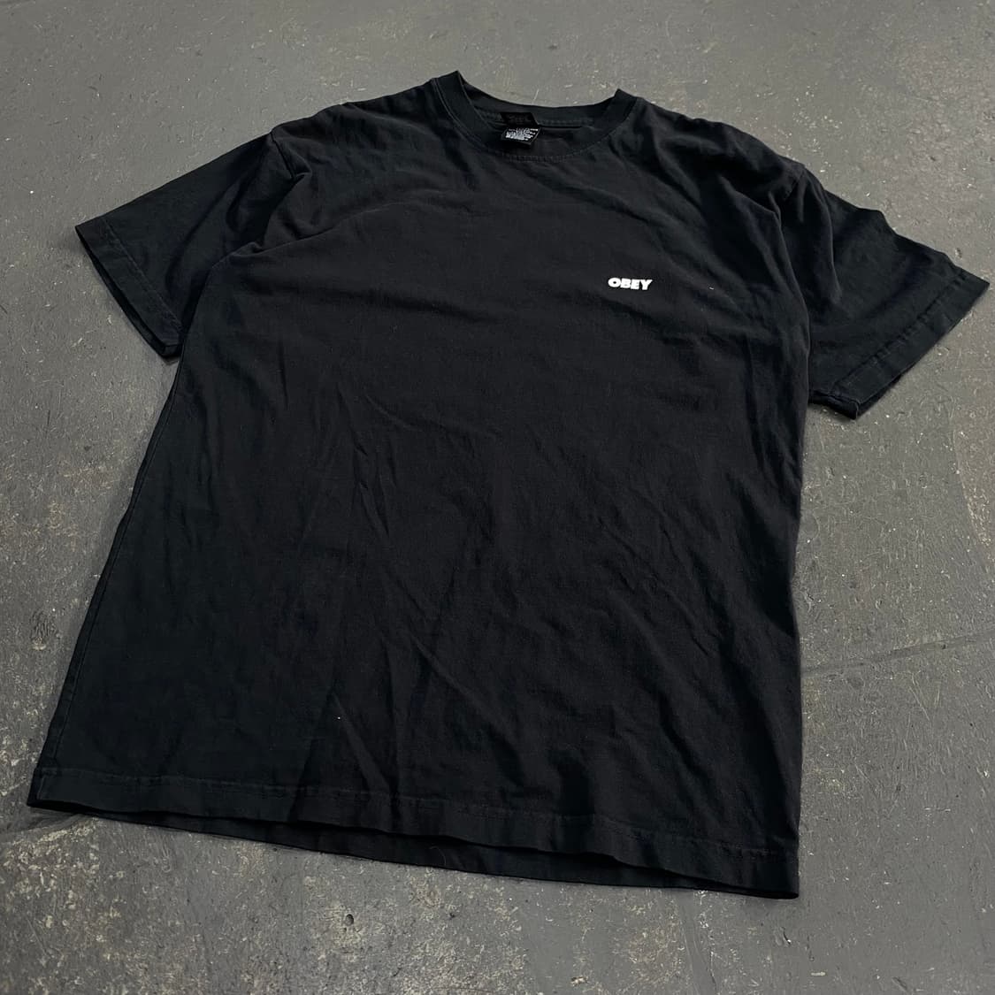 오베이 백프린팅 반팔티셔츠 100 상품이미지1