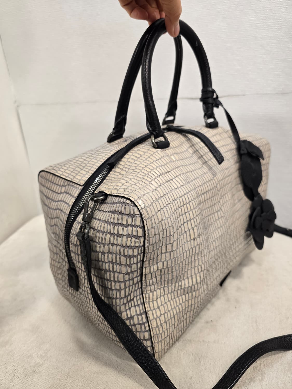 루즈앤라운지 토드 겸 크로스백 가방 상품이미지3