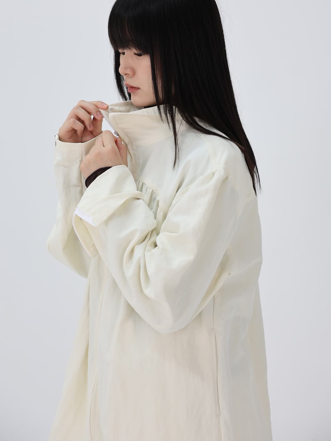 아모르샤이 Shirring Windbreaker 상품이미지4