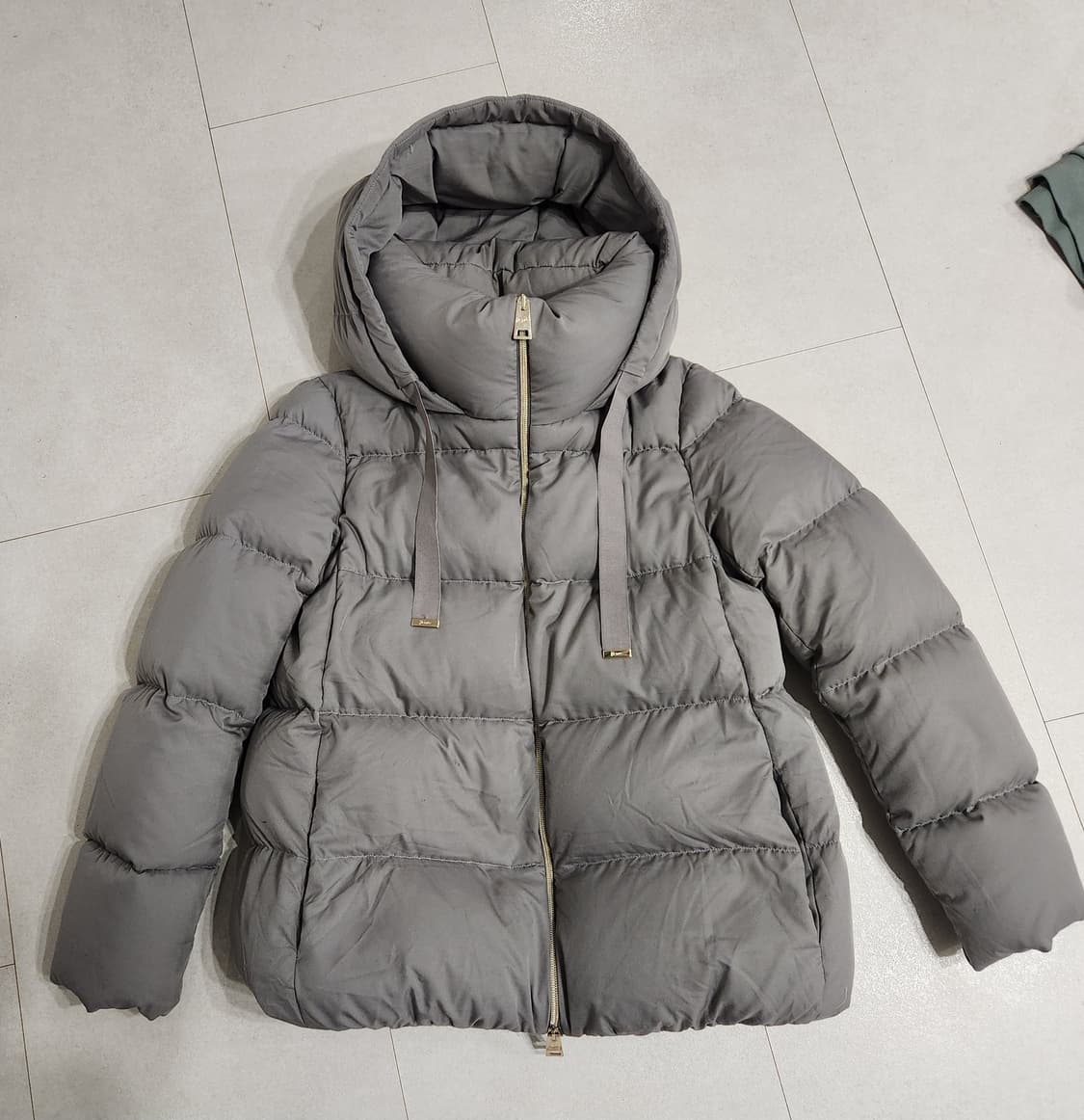 에르노 HERNO 여성 폴라테크후드패딩 상품이미지1