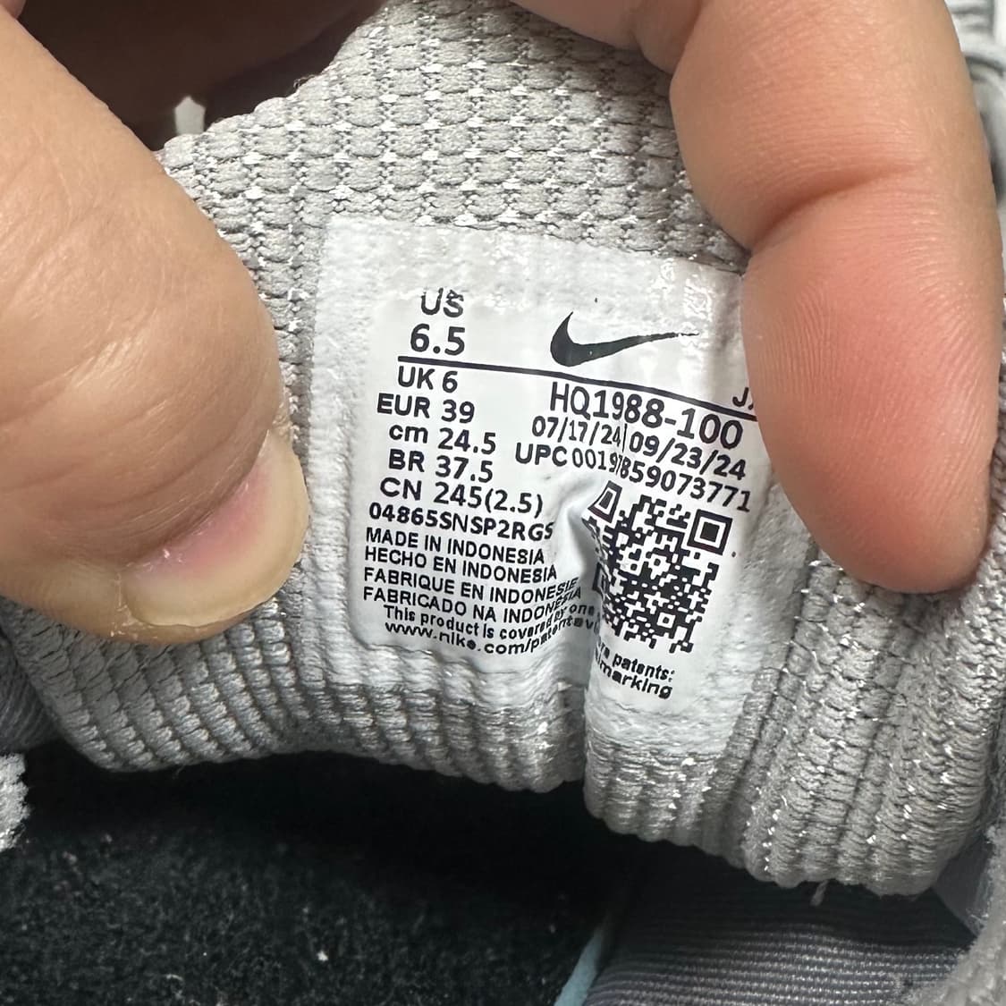 ✨ (바배) 나이키 샥스 R4 화이트 메탈릭 실버 딥 로얄 블루  상품이미지7