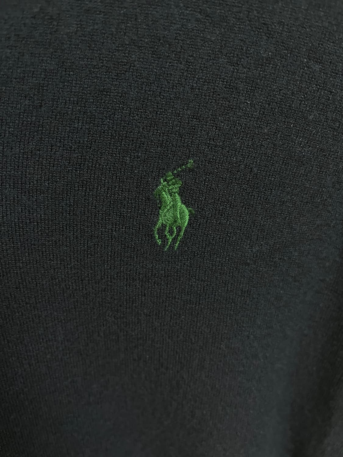 폴로 브이넥 니트 상품이미지2