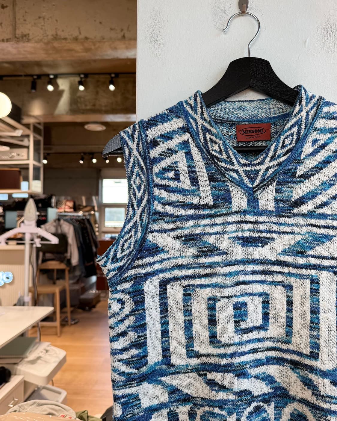 미쏘니 블루 에스닉 패턴 니트 베스트 상품이미지4