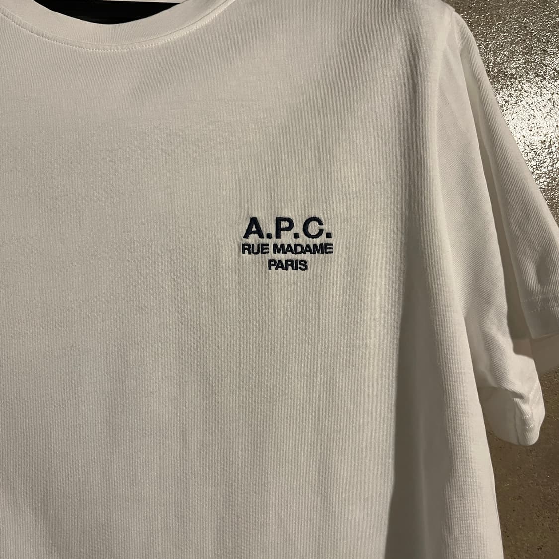 아페쎄 라운드 반팔티 상품이미지6