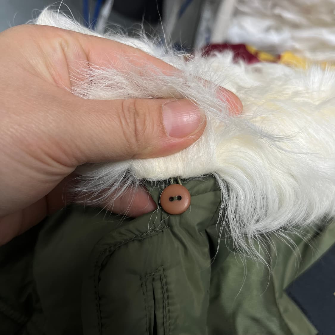 maje 마쥬 구스다운 천연 양털 카키 퍼 롱패딩 s 상품이미지8